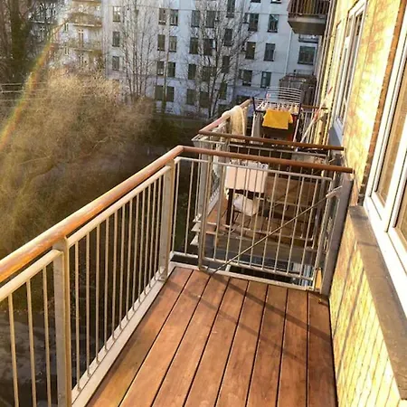 아파트 Cozy Apartment In The Best Part Of Copenhagen *